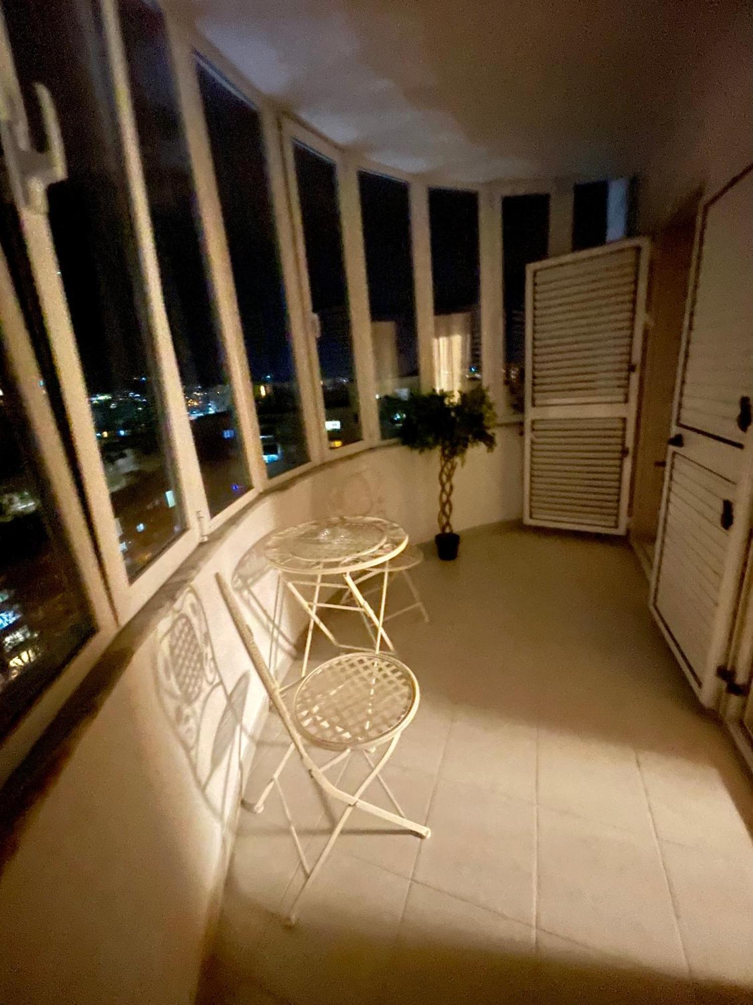 Deoni Apartment Luxury Тирана Екстериор снимка