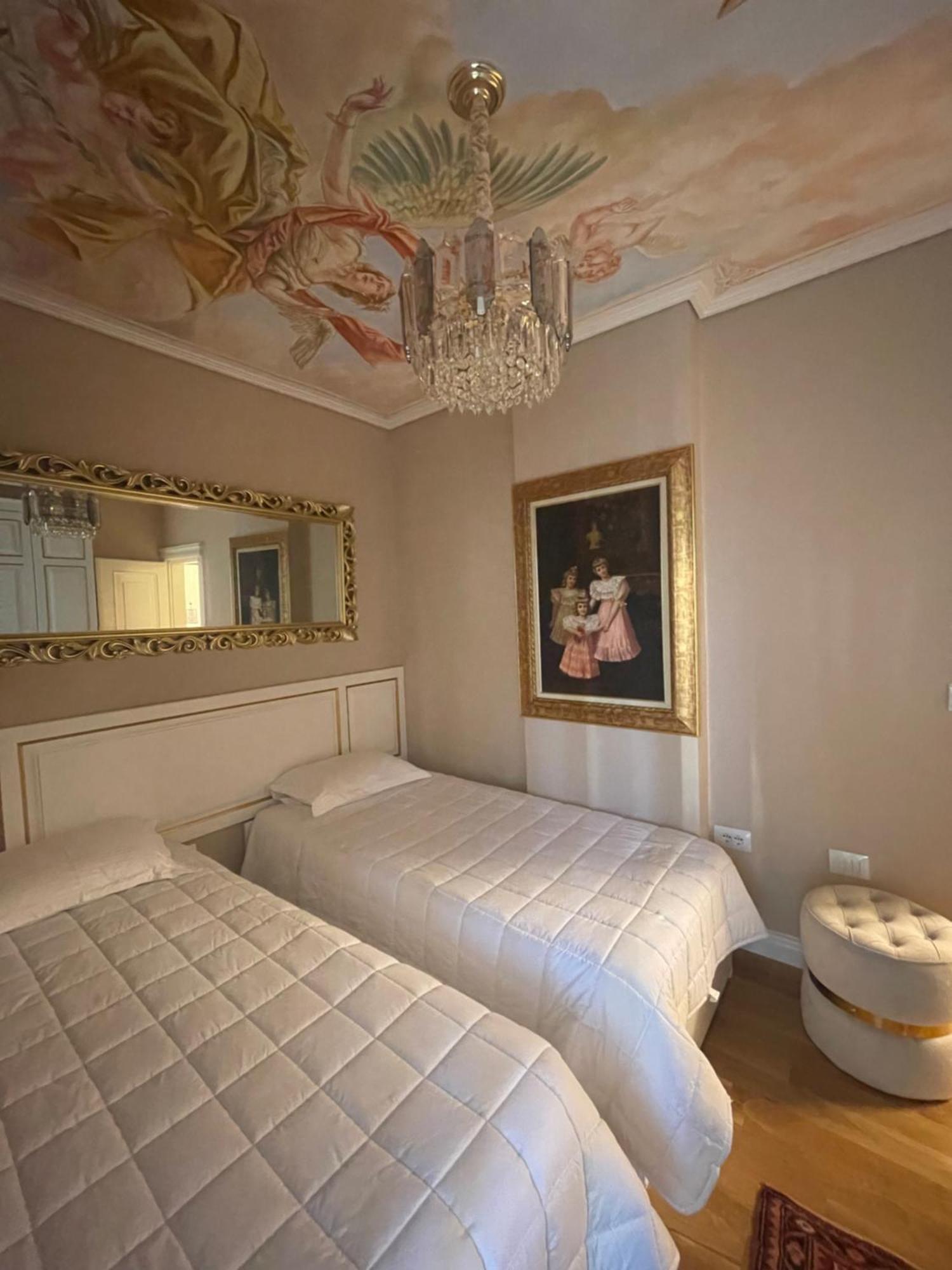 Deoni Apartment Luxury Тирана Екстериор снимка